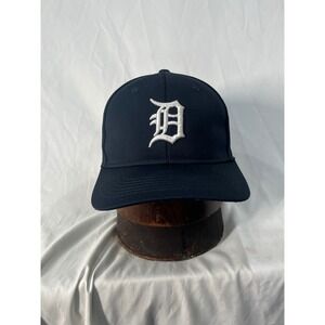 Detroit Tigers Youth Baseball Hat Navy Blue OC Sports MLB Adjustable Mesh Cap